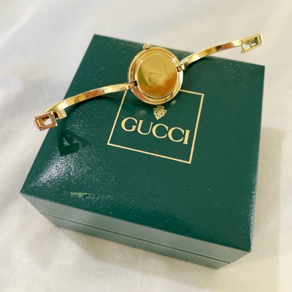Gucci Vintage Interchangeable Bezel Watch - Picture 7 of 9
